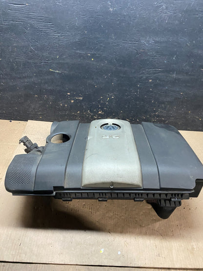2005 to 2008 Volkswagen Jetta 2.5L Passat Jetta Engine Cover 07k129601 U7735 DG1