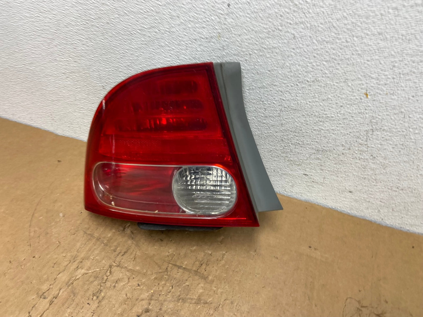 2006 2007 2008 Honda Civic Sedan Left Driver Lh Tail Light AD0449 LK1