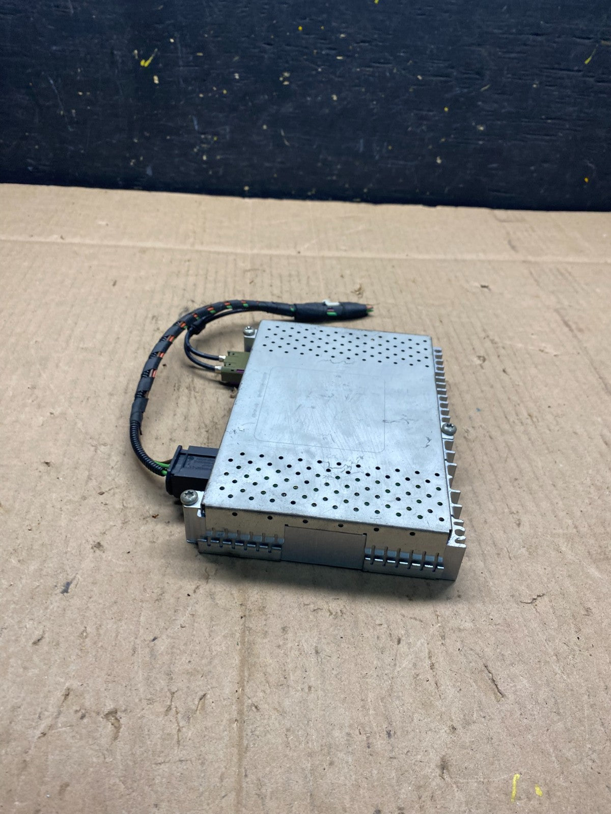 2006-2008 BMW  5 7 Series  Satellite  Radio Module Unit Sirius Z4853 DG1
