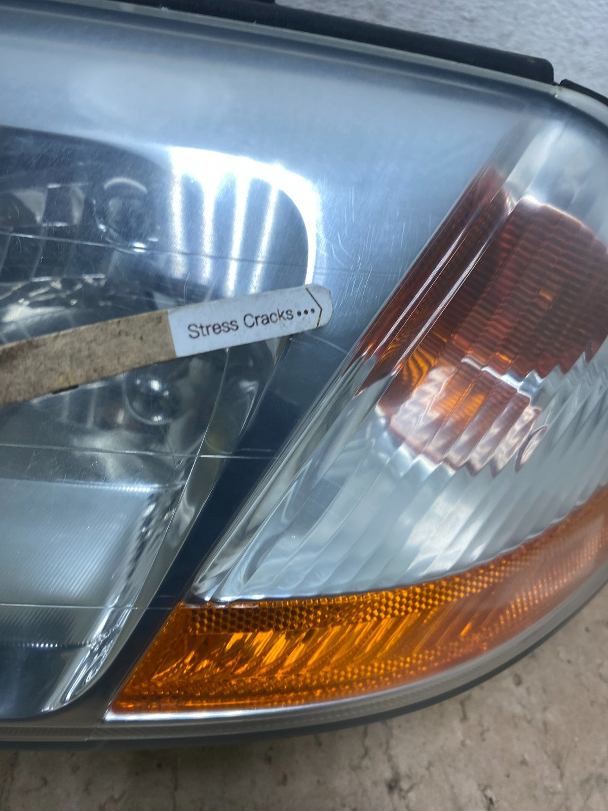 2001 to 2003 Acura MDX Left Driver LH Halogen Headlight AG5559 DW4