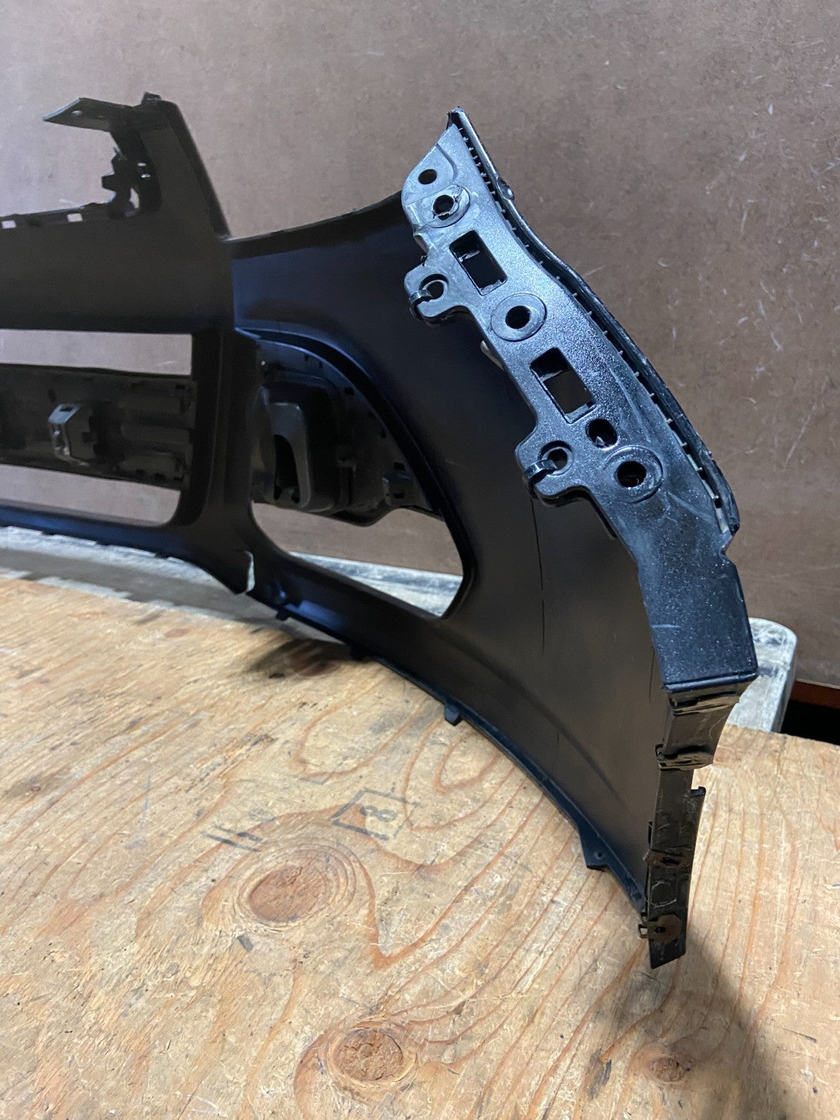 2013 to 2016 Ford Escape Front Bumper Cover Z2104 PS8