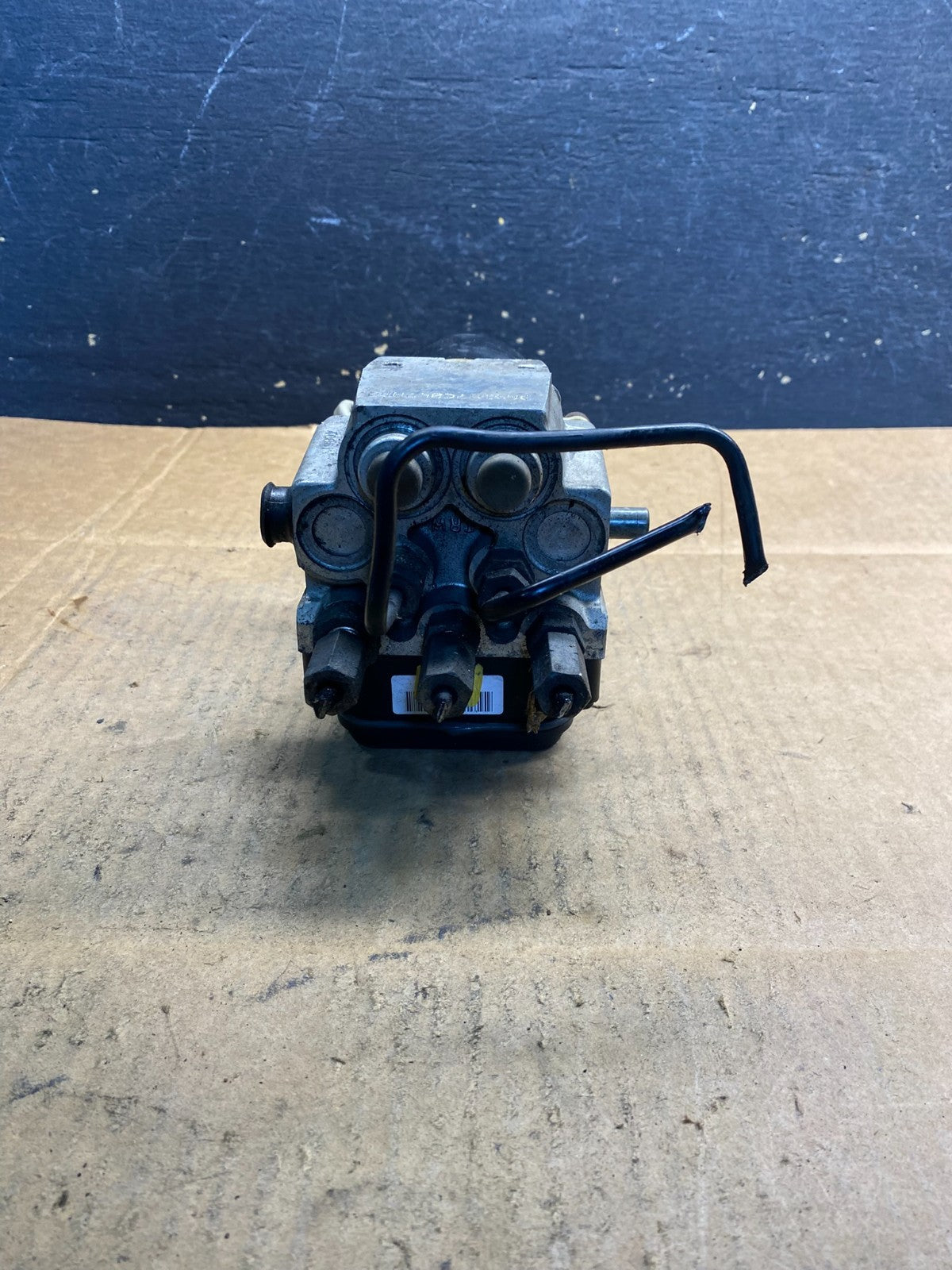 2006 2007 Ford E250 E350 Econoline Anti-Lock ABS Antilock Brake Pump AB38533