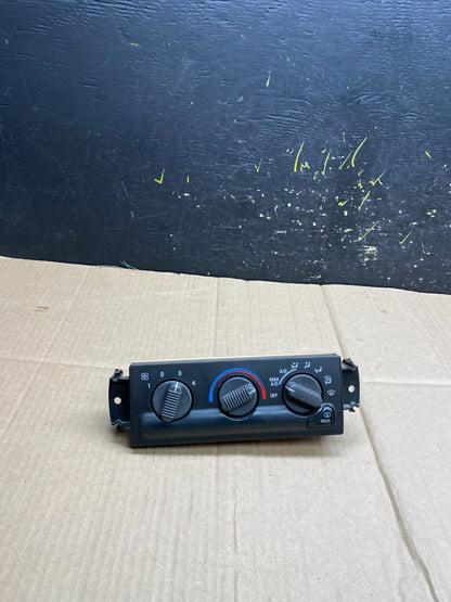 1998-2004 Chevrolet S10 Blazer HVAC A/C Heater Climate Control Module aa4500 DG0