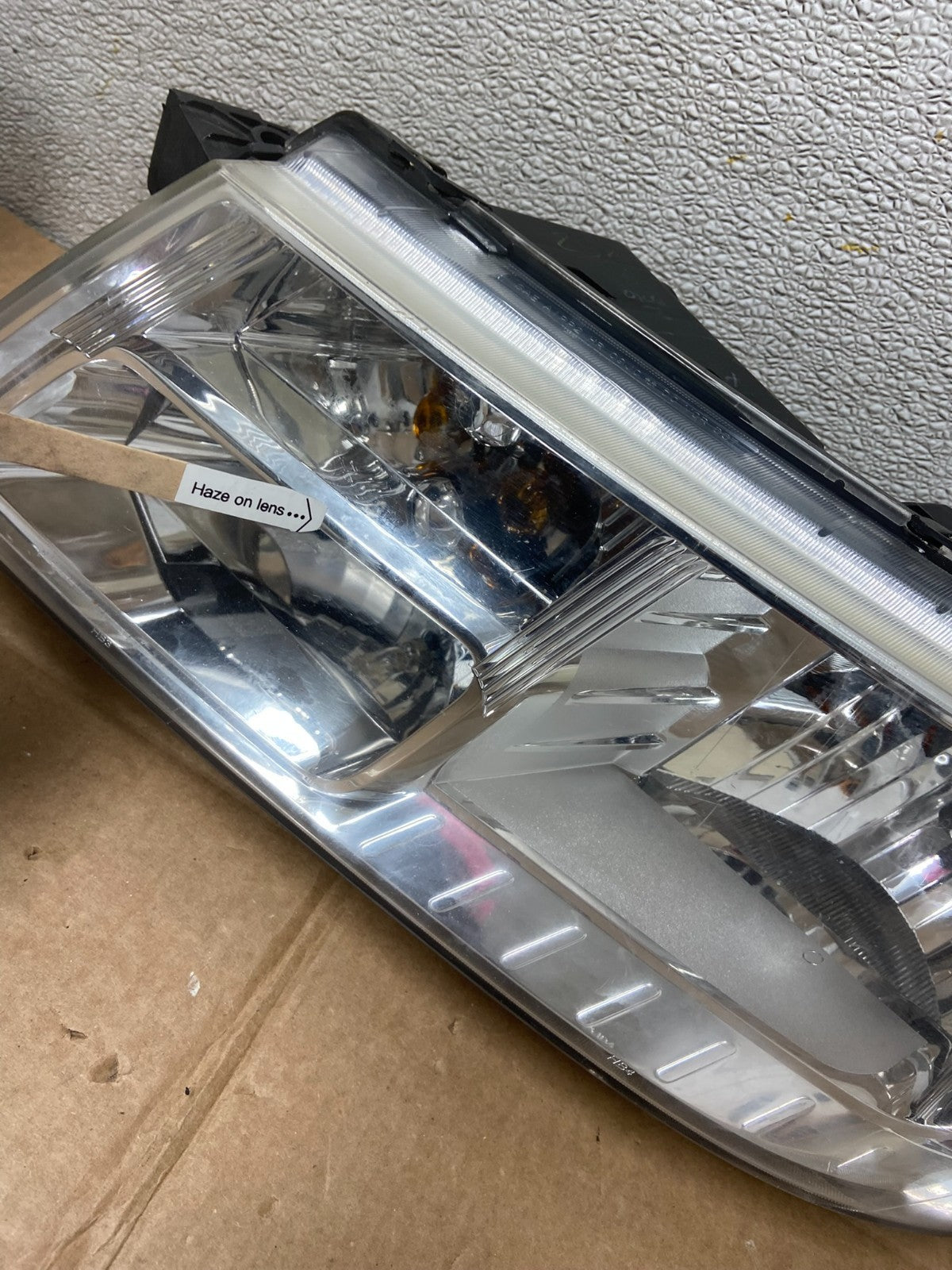 2009 to 2017 Dodge Journey Headlights Left+Right Set Halogen Y8793 DW6