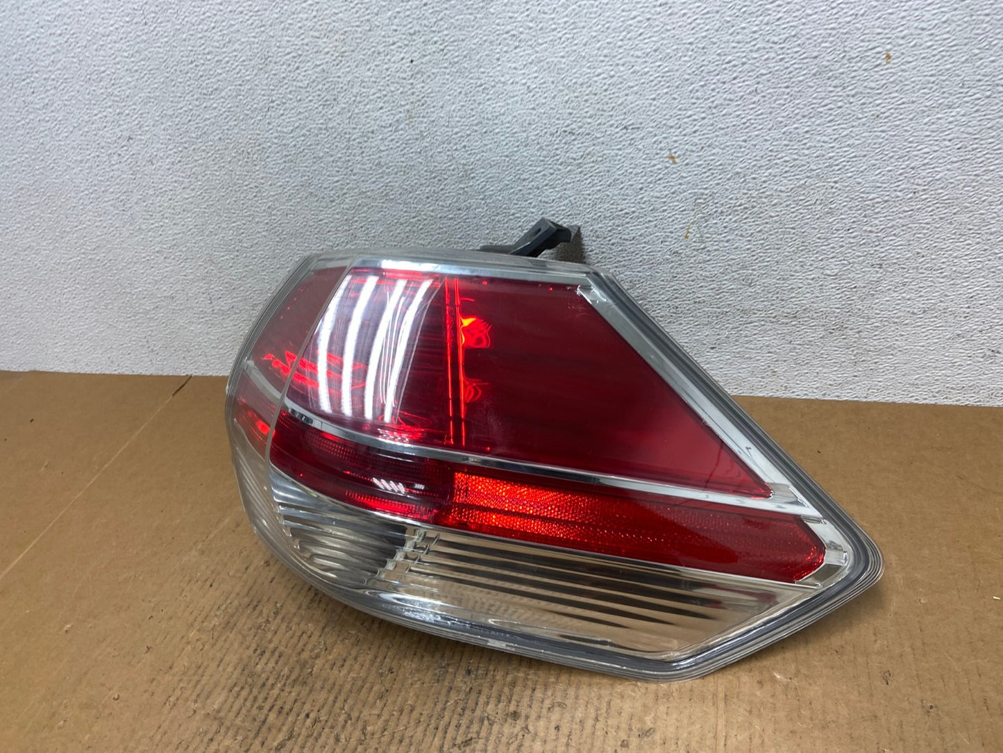 2014-2016 Nissan Rogue Right Passenger RH Side Outer Tail Light AE1155 LK1