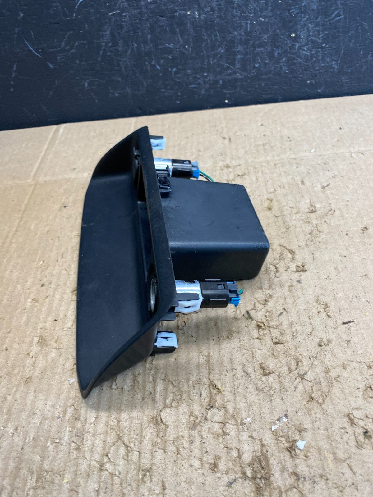2008 to 2012 Nissan Armada Radio Bezel Cubby Storage Trim Aux AC4843 DG2