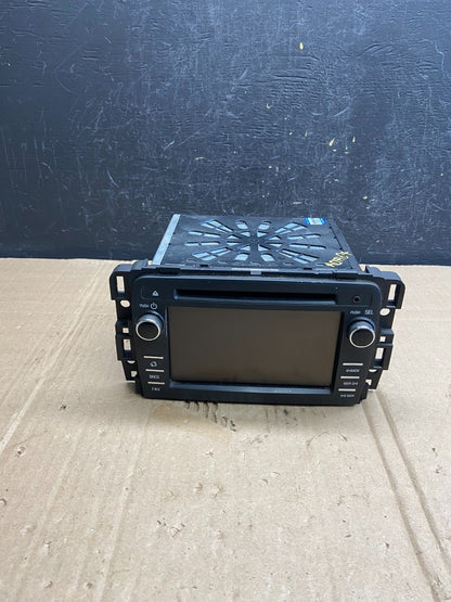 2013 2014 GMC Acadia Radio Display Screen AM/FM AUX AD7167 DG0