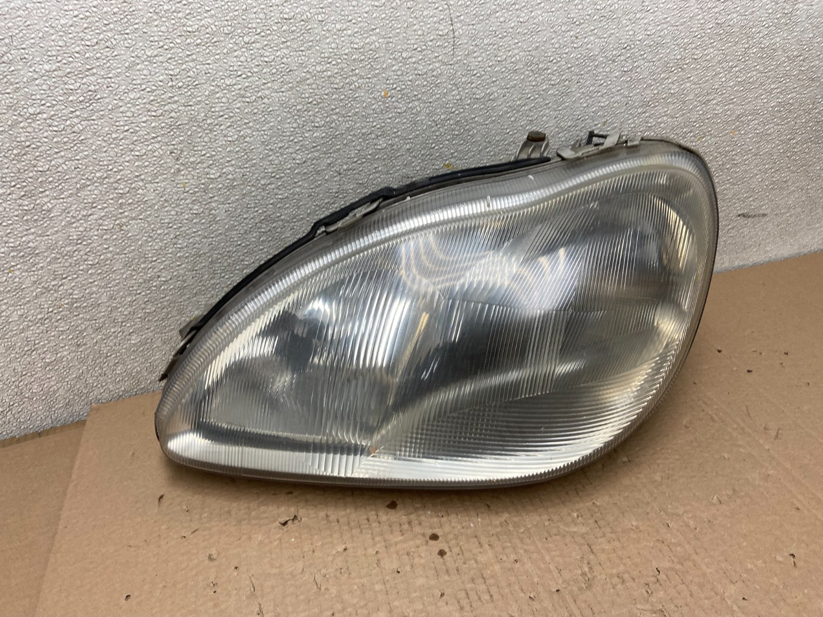 Halogen 2000 to 2002 Mercedes S-Class Left Driver LH Headlight Oem AB2503 DW0