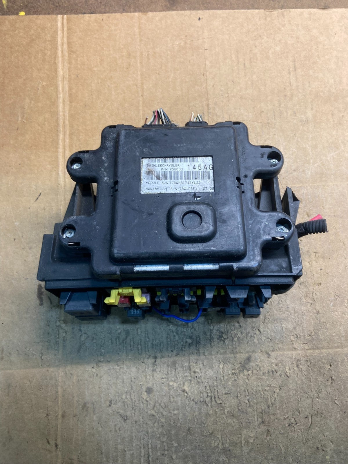 2005 Jeep Grand Cherokee Integrated Power Fuse Box 04839337ac Y4225 DG5