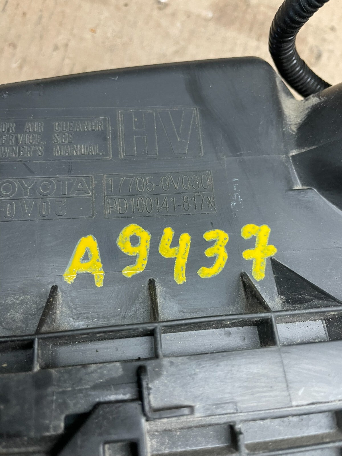 Lexus RX450h Hybrid Air Cleaner Filter Box OEM A9437 PS9