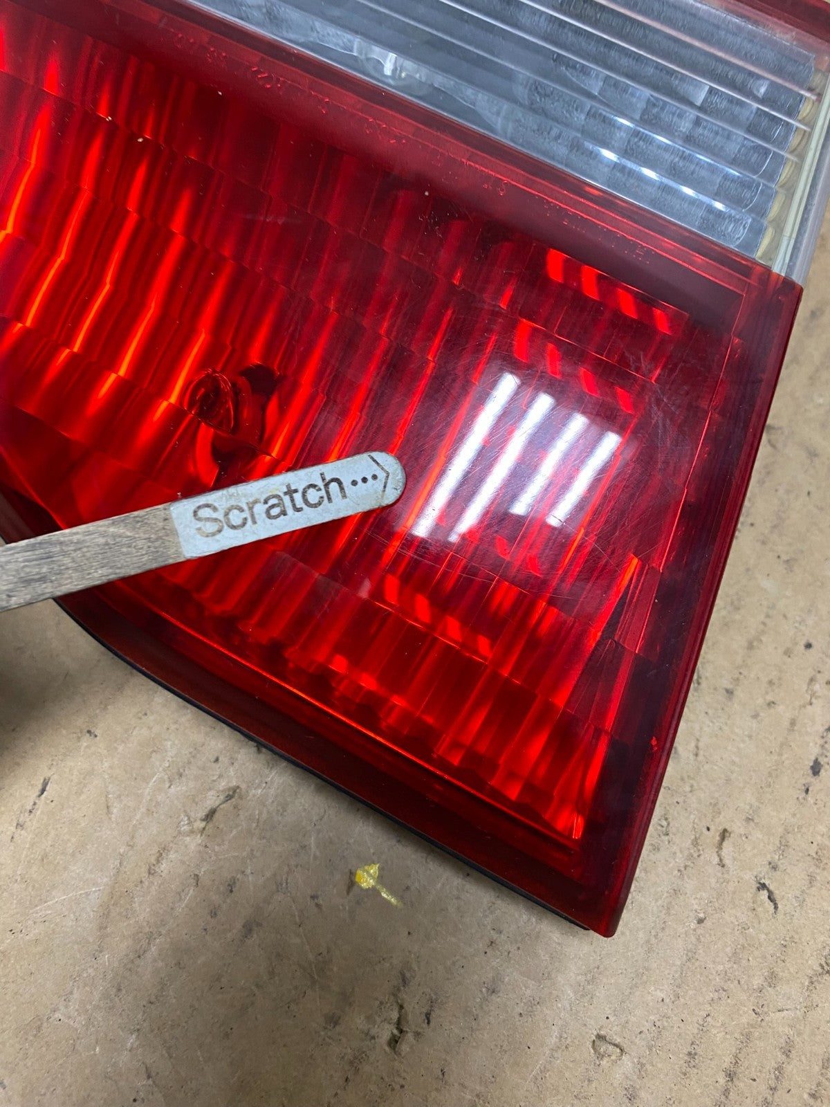 2001 to 2002 Honda Accord Left Driver LH Side Inner Tail Light Q7400 DW6
