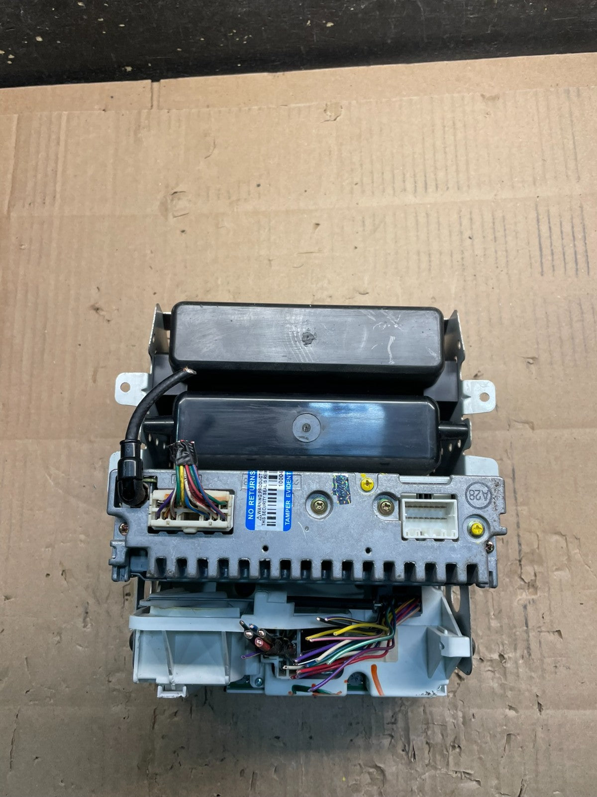 2002-2004 Subaru Legacy Outback Radio CD Player Casette Climate Control W1572 DG3