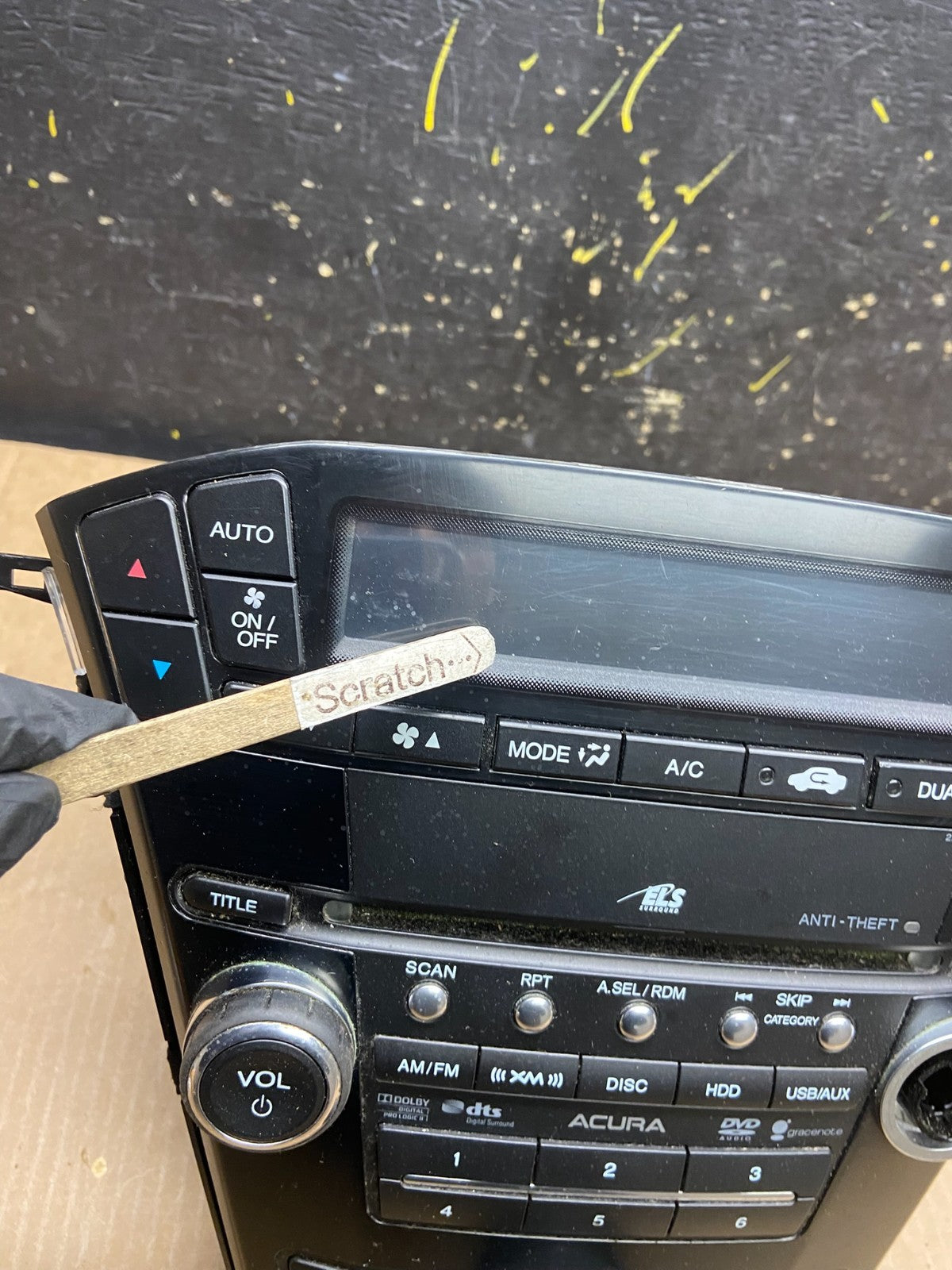 2007 to 2009 Acura Mdx Radio Stereo 6 CD Player Climate Control Pan OEM X6589 DG2