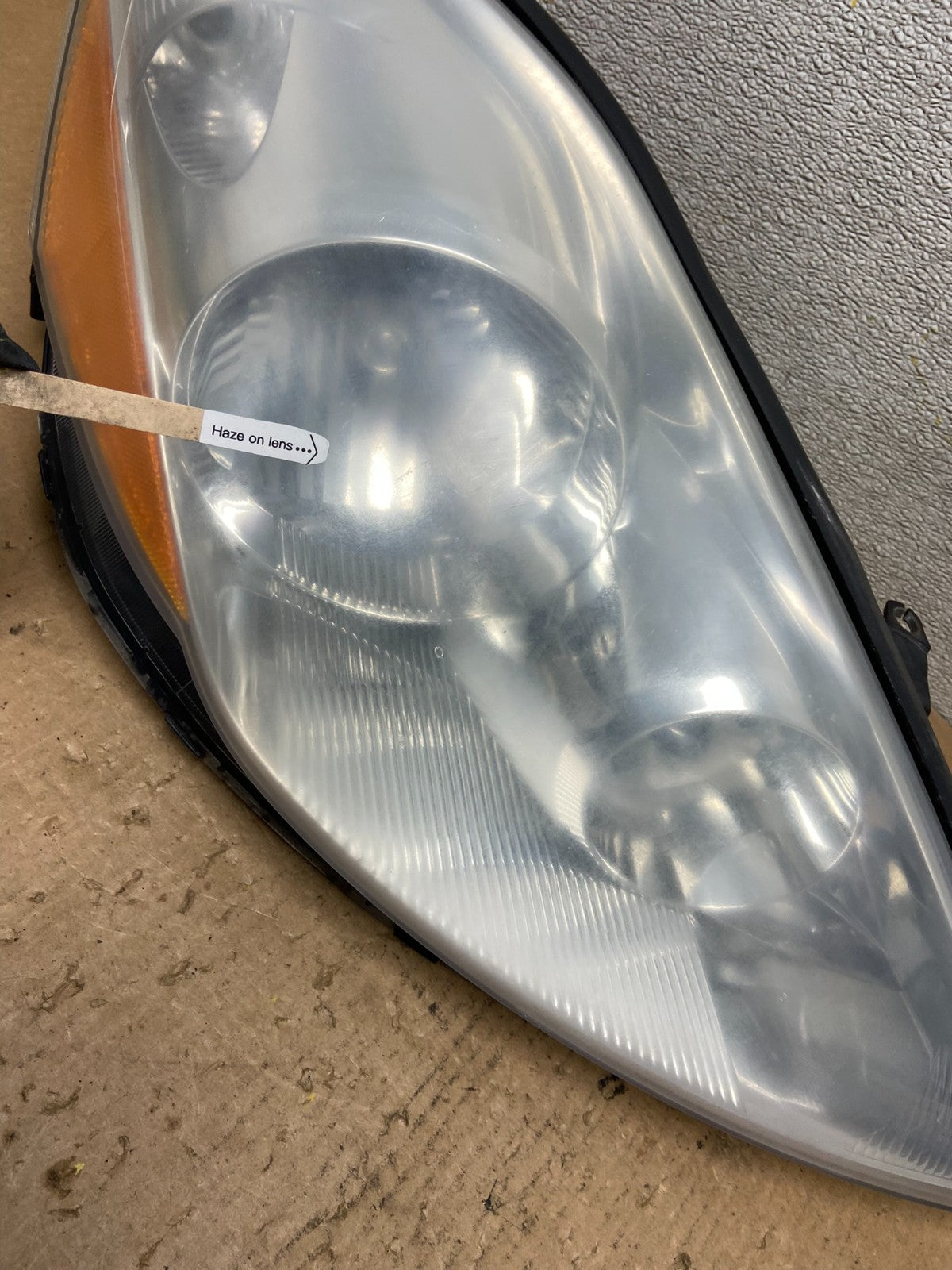 2006 to 2010 Toyota Sienna Right Passenger Rh Side Headlight Halogen Z8073 DW4