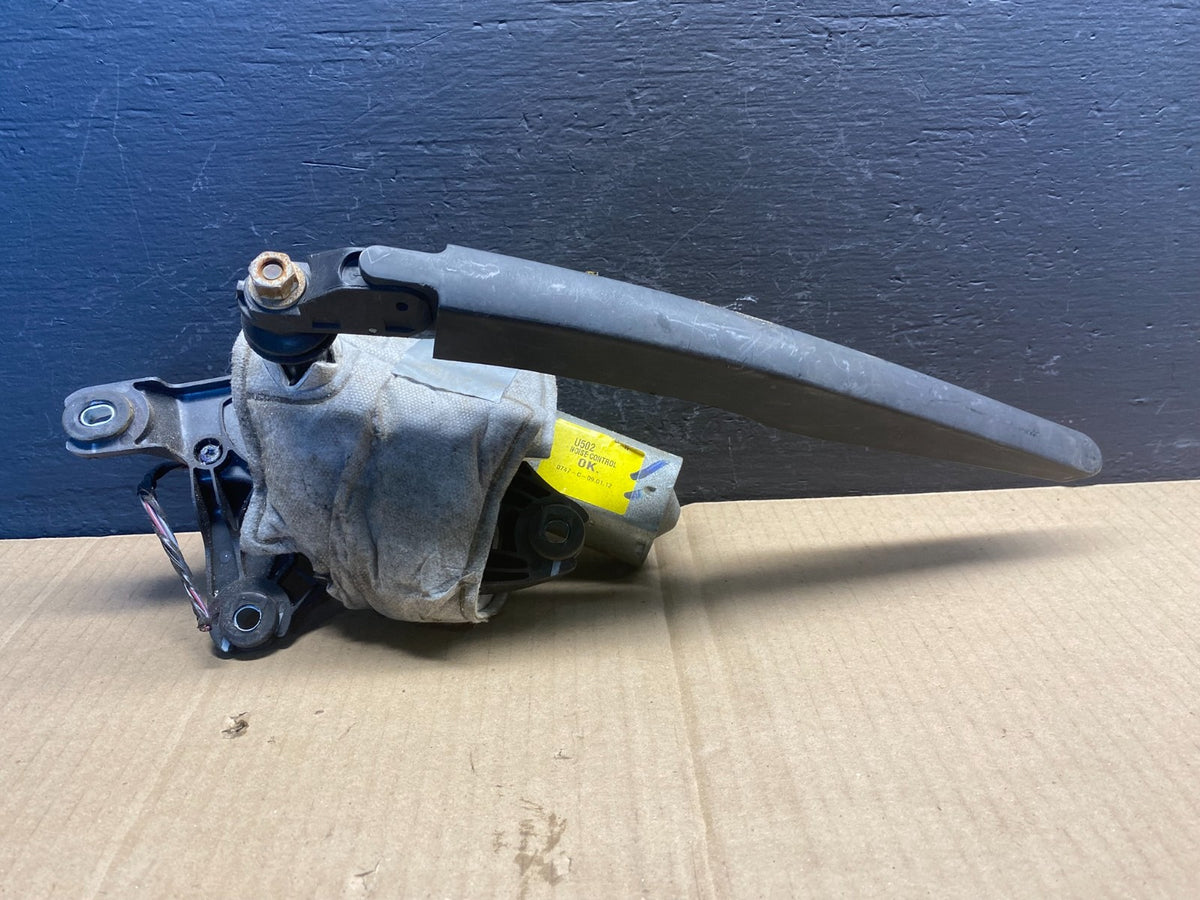 2011 to 2019 Ford Explorer Rear Windshield Wiper Motor AC0885 DG0