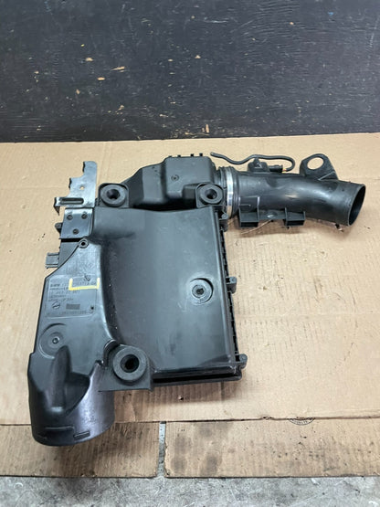 2007 to 2010 BMW X5 Air Intake Cleaner Filter Housing Box OEM M9028 DG7