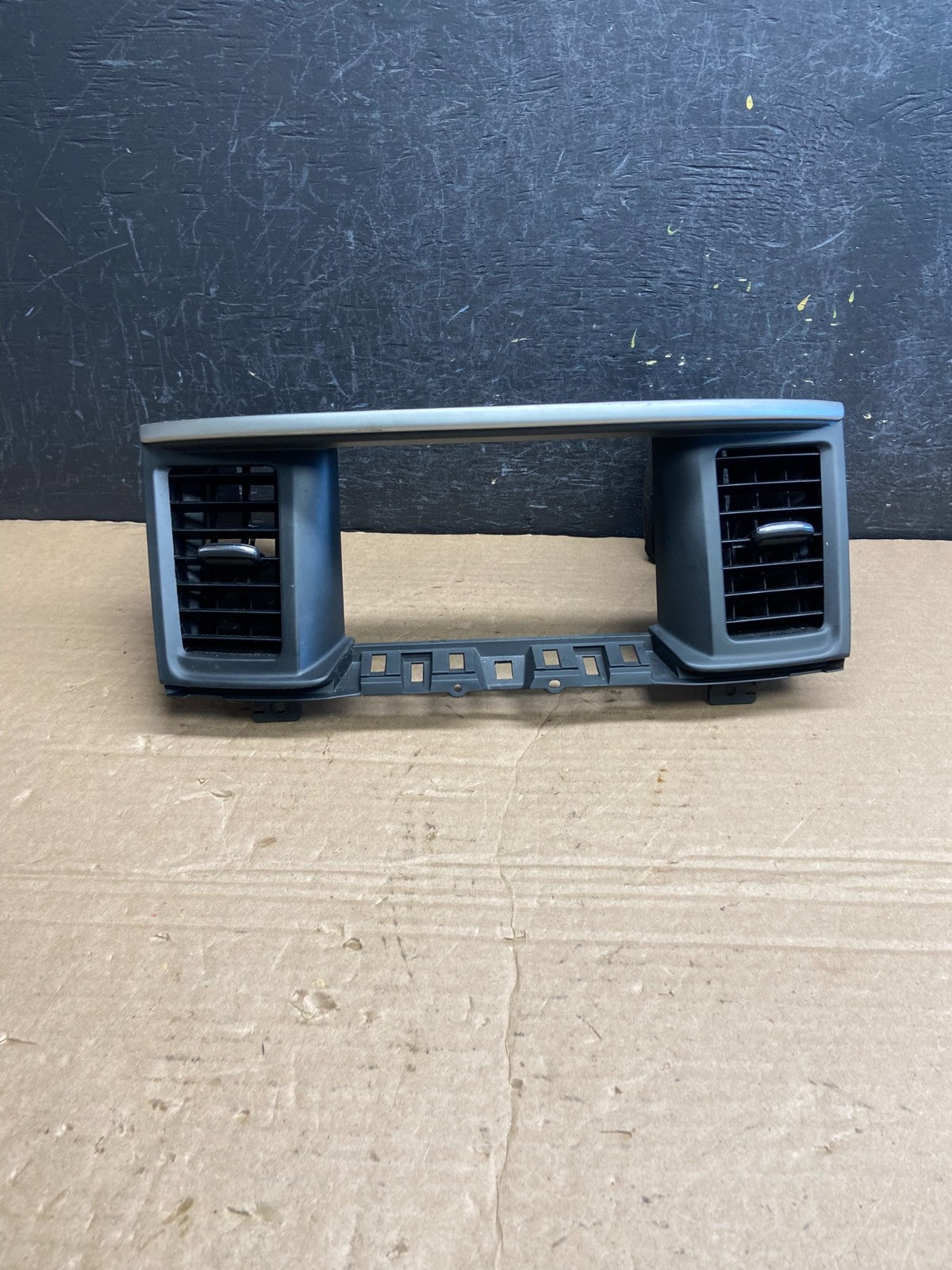 2013 to 2020 Nissan Pathfinder Center Dash Radio Trim Bezel Surround af1978 DG0