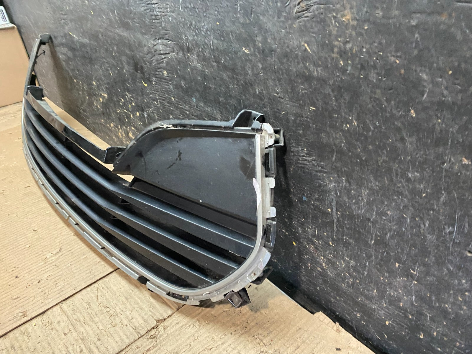 2011 2012 2013 Hyundai Tucson Front Lower Grille Grill Oem W5784 DG1