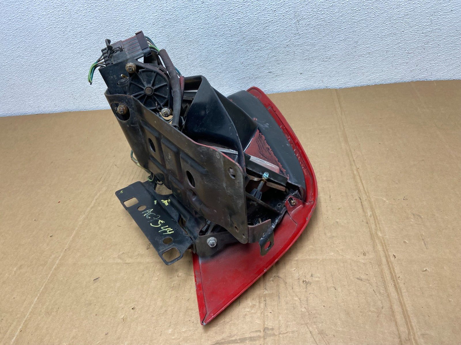 1991 - 1992 Pontiac Firebird Trans Am Left Driver LH Headlight AC7544 DG12