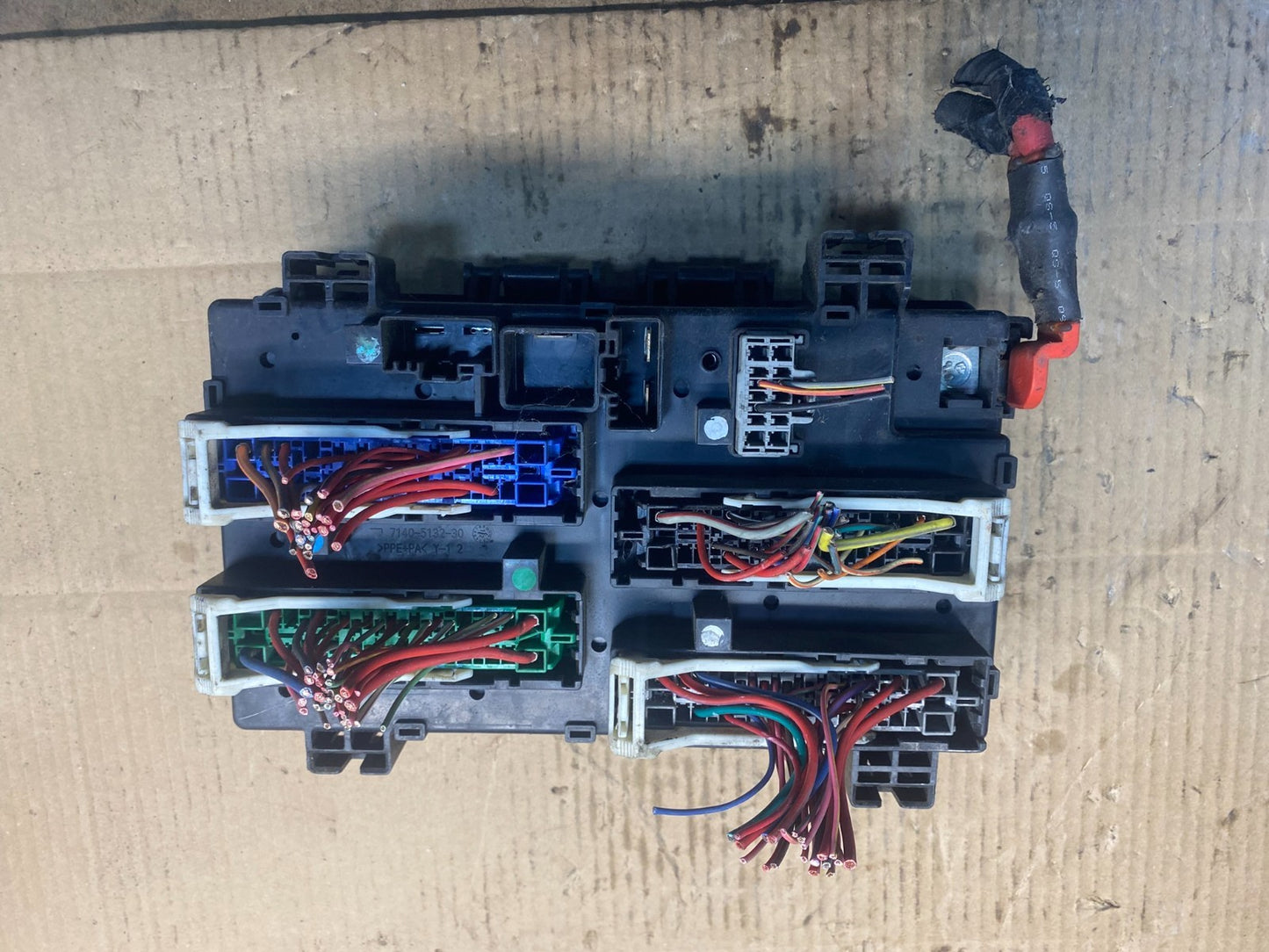 2014-2017 Jeep Grand Cherokee Fusebox Fuse Box Relay Module AD1470 DG1