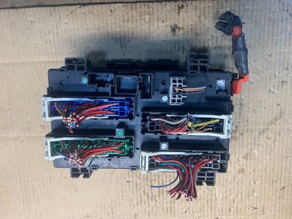 2014-2017 Jeep Grand Cherokee Fusebox Fuse Box Relay Module AD1470 DG1