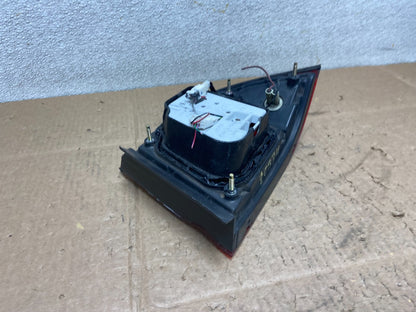 1995 1996 Nissan Maxima Left Driver LH Side Tail light Oem Z0874 DW4
