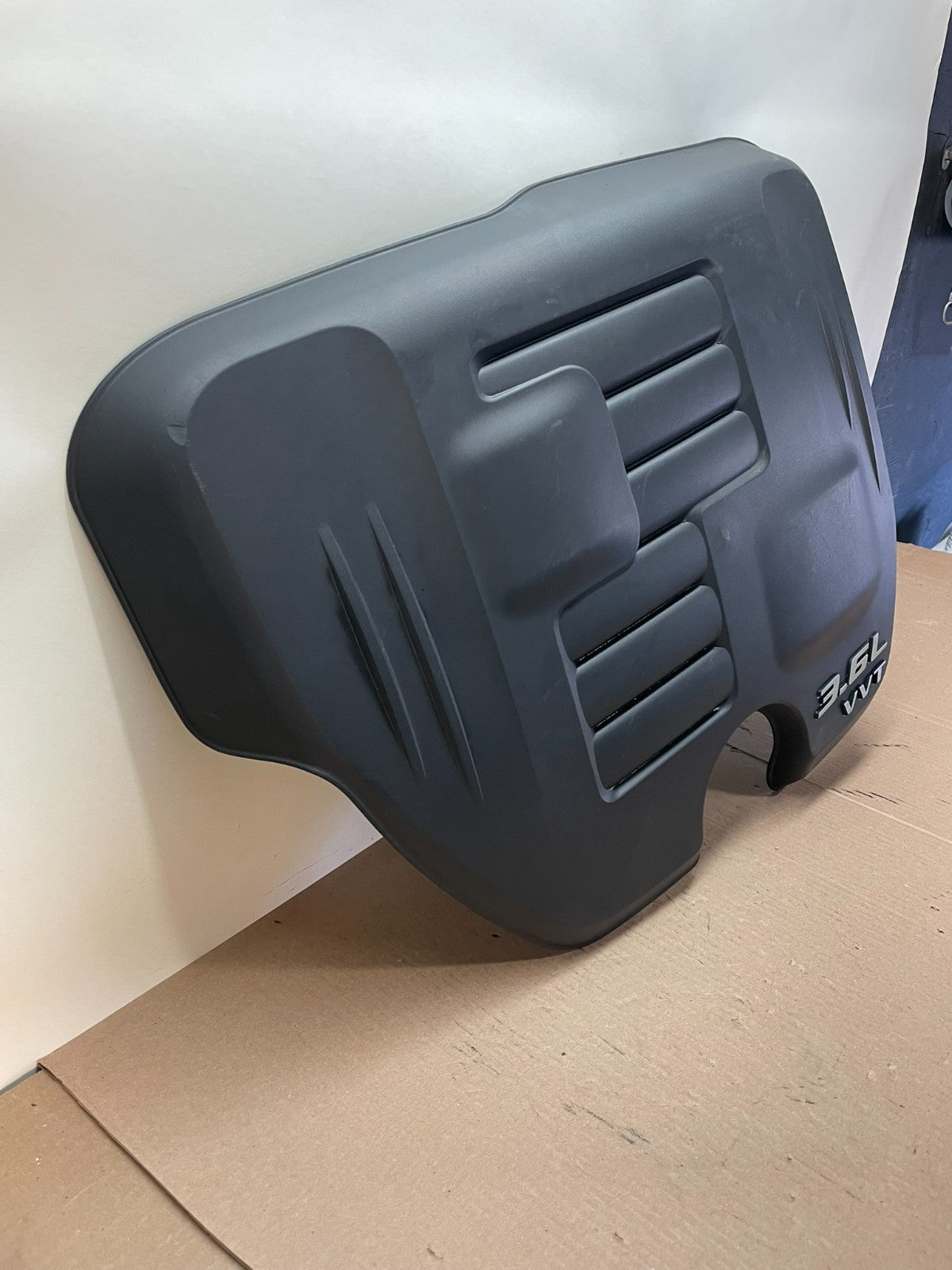 2011 to 2022 Dodge Charger Challenger 300 Top Engine 3.6L Cover Lid OE AJ0626 DG2
