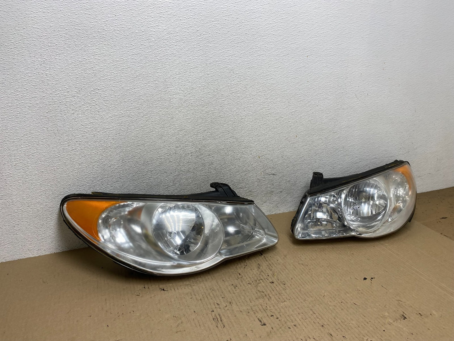 2007 2008 2009 2010 Hyundai Elantra Left+Right Side Headlights AF5883 DW2