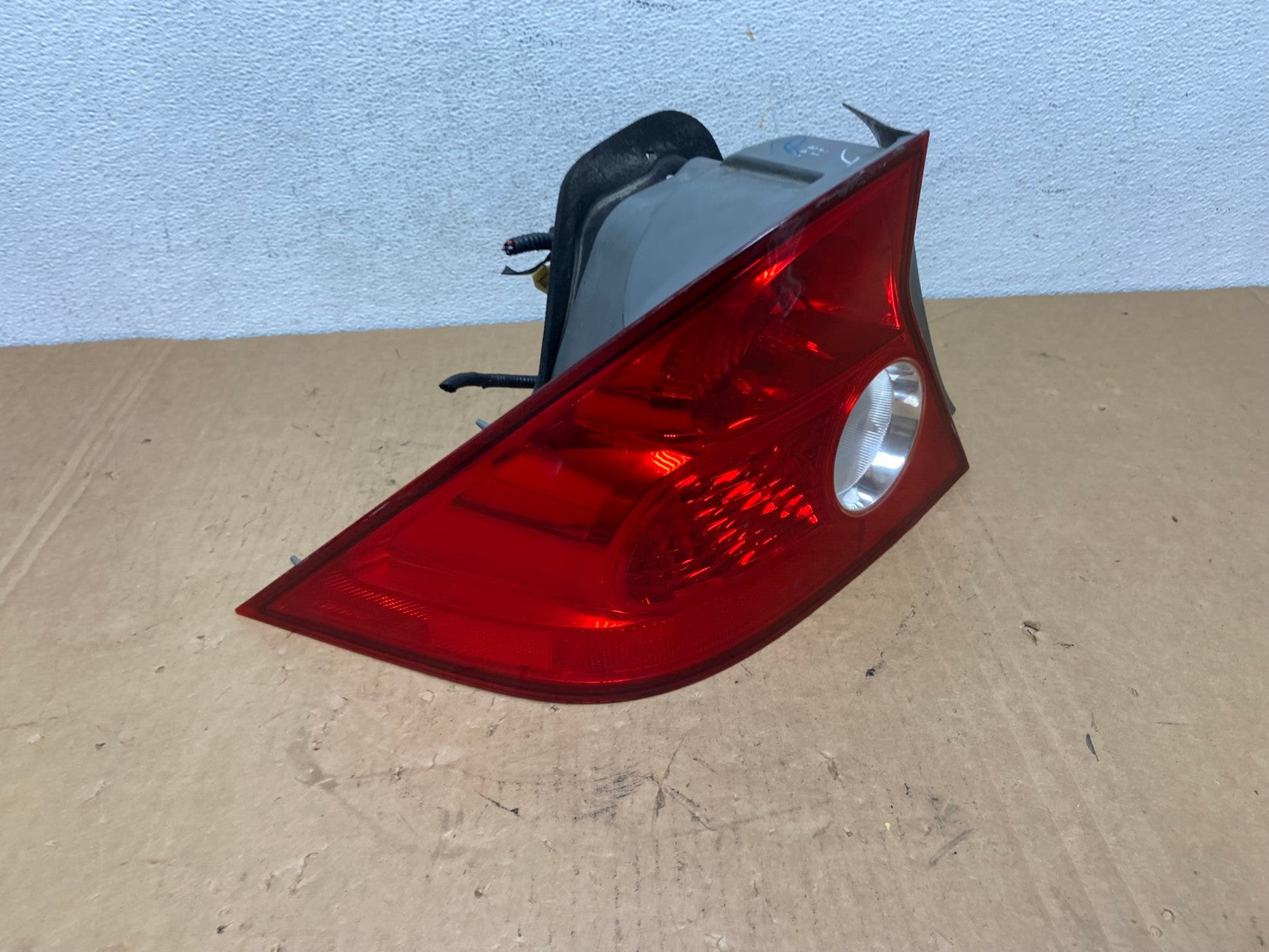 2004-2005 Honda Civic Coupe Left Driver Side Tail Light AD2833 LK2