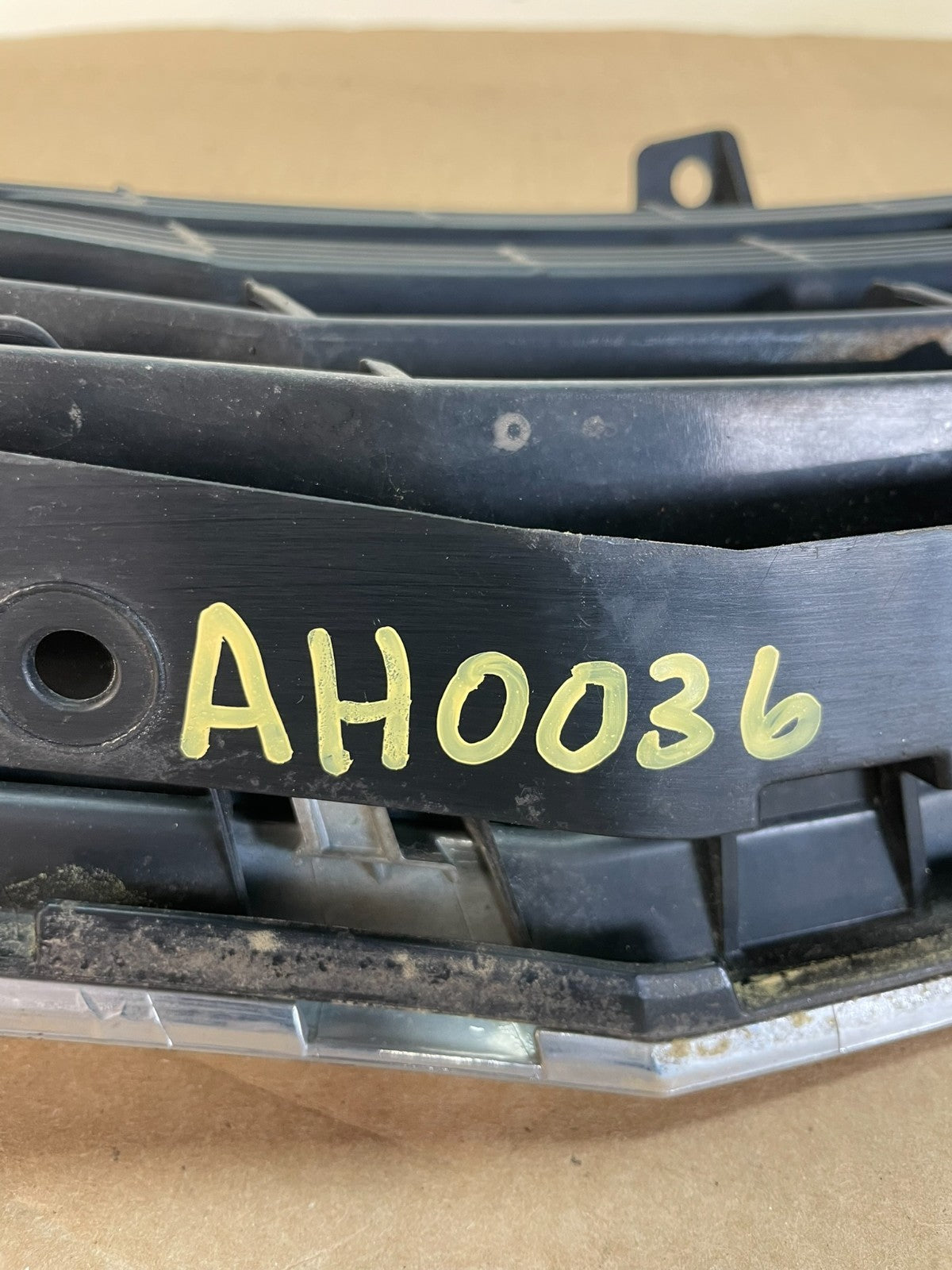 2008 2009 2010 Honda Accord Sedan Front Upper Grill Grille AH0036 DG5