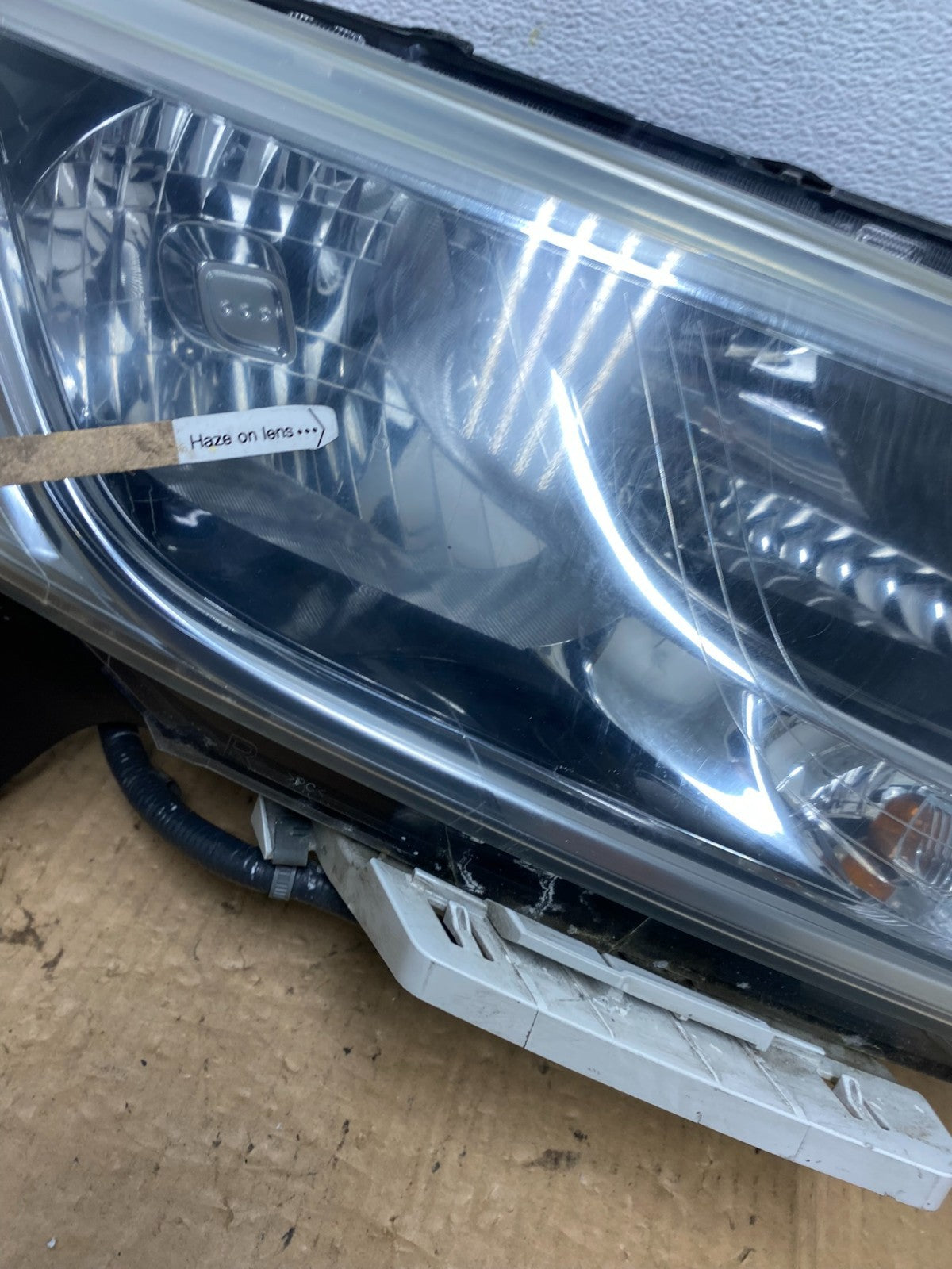 2013 to 2016 Nissan Pathfinder Right Passenger RH Side Headlight AC7724 DW4