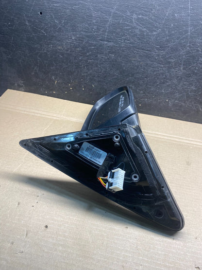 2011 to 2015 Kia Sorento Right Passenger Door Mirror Turn Signal ah7580 DG4