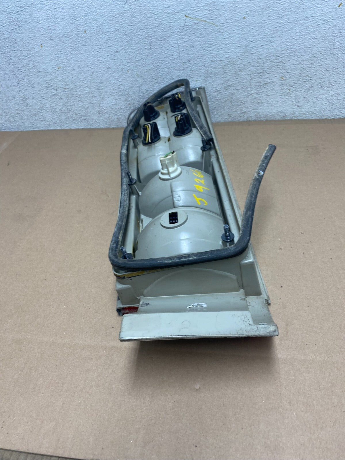 1990 - 1993 Cadillac Allante Left Driver LH Tail Light J9266 OEM DG9