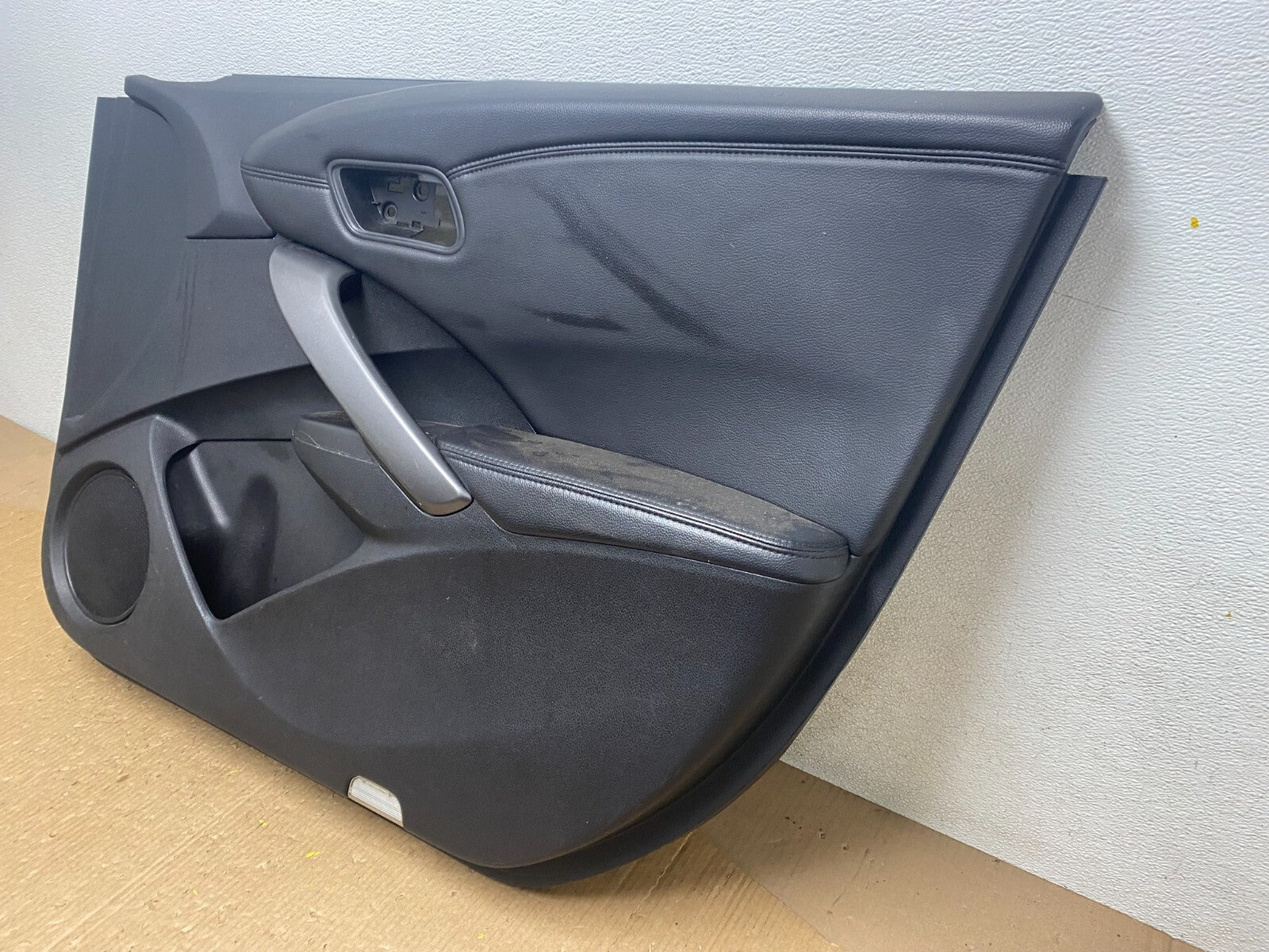 2013 2014 2015 Acura RDX Front Right Passenger RH Door Panel G1780 DG12