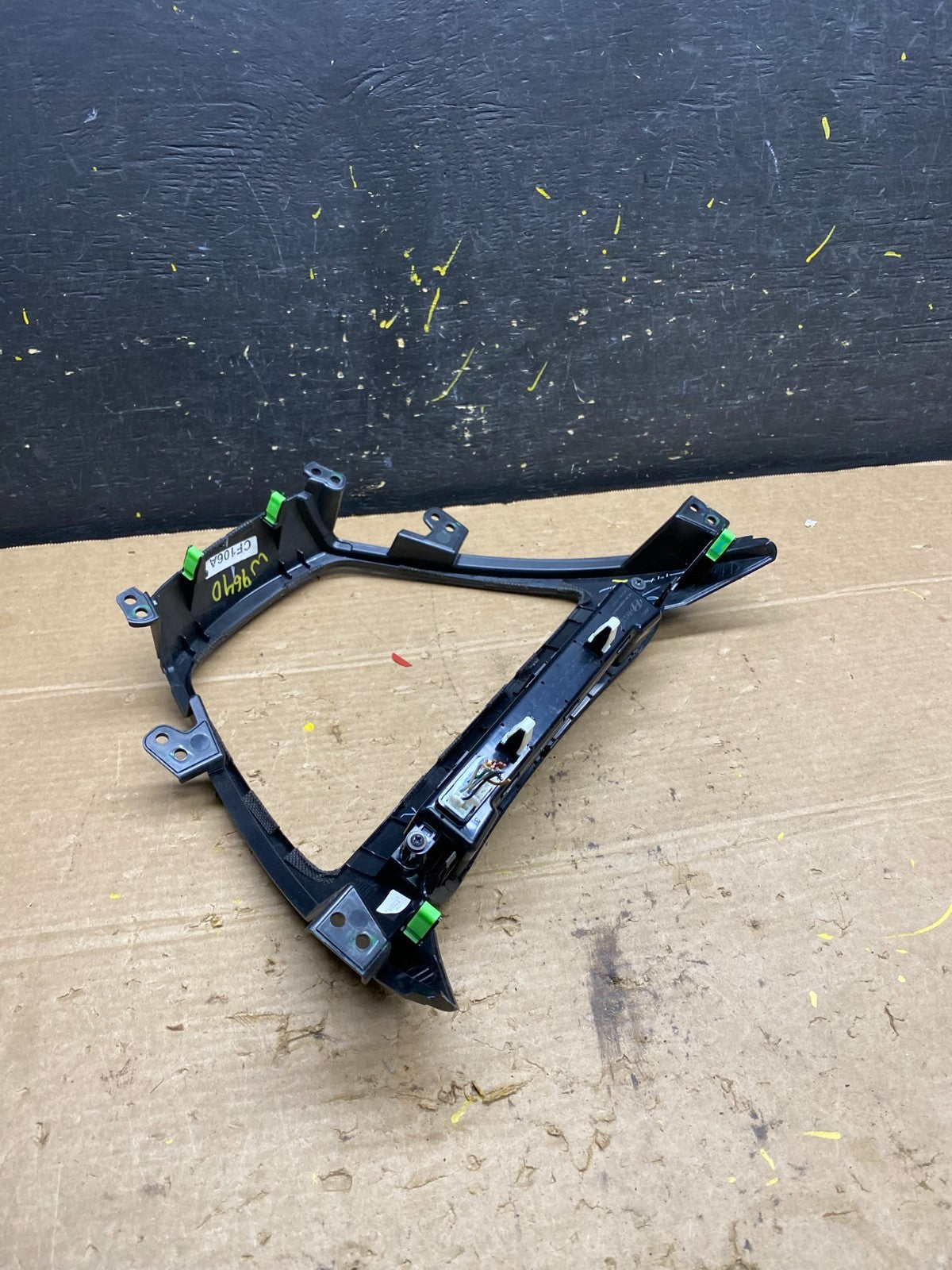 2011-2013 Hyundai Elantra Dash Radio Bezel Clock Display Trim OEM W9640 DG3
