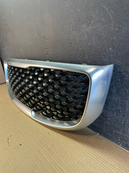 2015 to 2018 Kia Sedona Front Upper Grill Grille AF3469 DG1