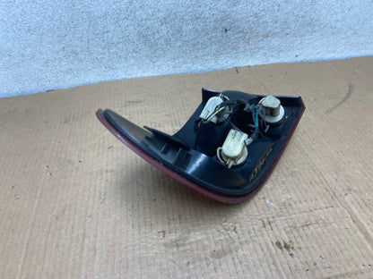2000-2002 Saturn SL S-Series Right Passenger RH Side Tail Light AI7013 LK4