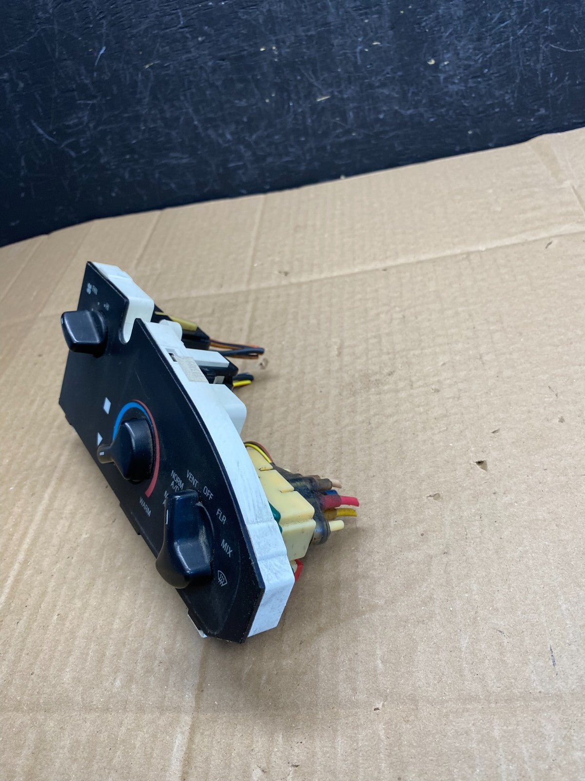 1997-2014 Ford Van Econoline E150 E250 Heater Climate Fan Control AC9332 DG2