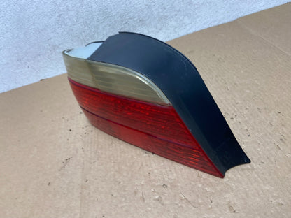 1999 to 2001 BMW E38 7-Series Left Driver LH Side Tail Light AF9683 DW1