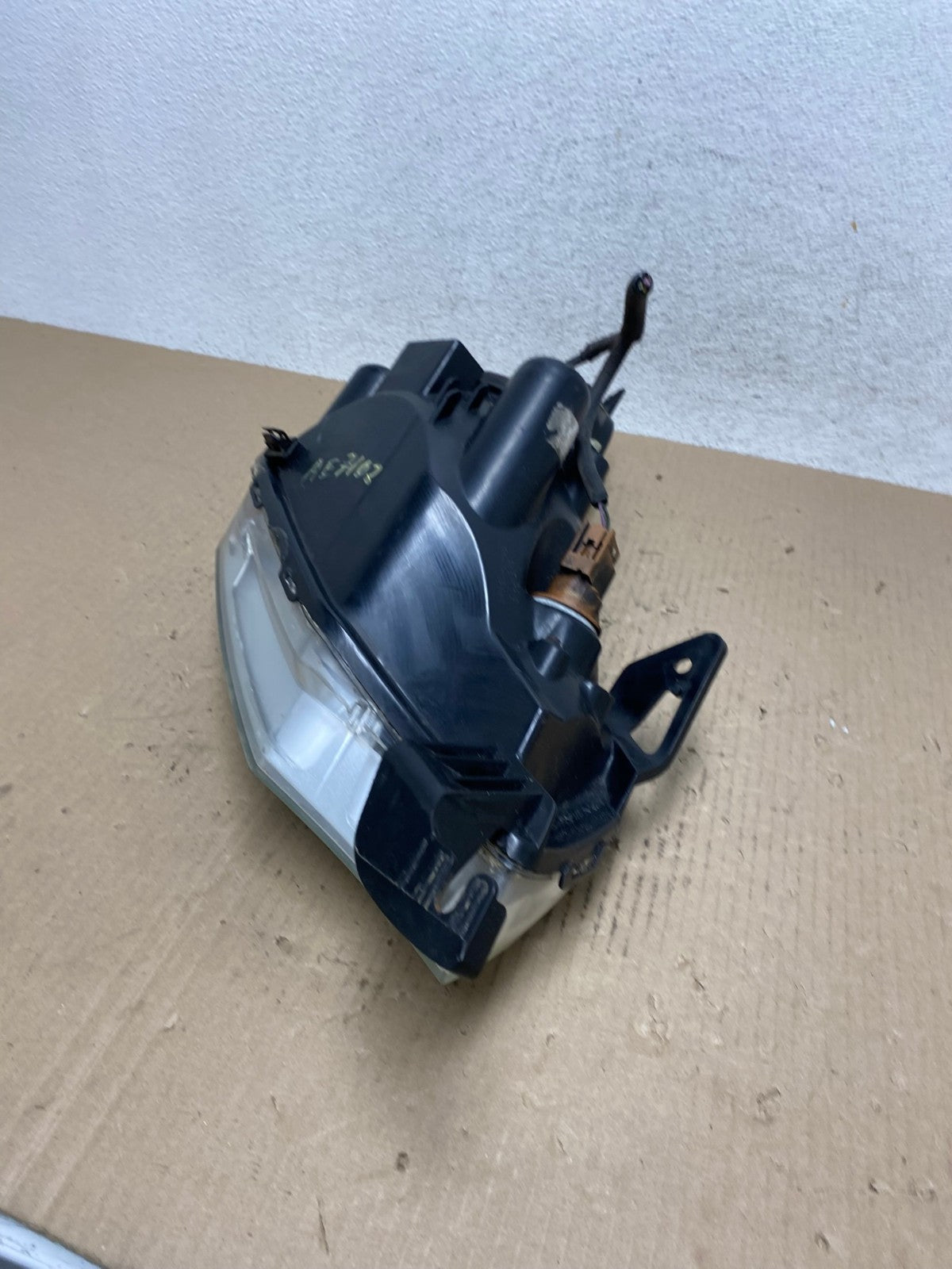 2008 2009 2010 2011 Ford Focus Left Driver Lh Headlight Halogen AE7102 LK8