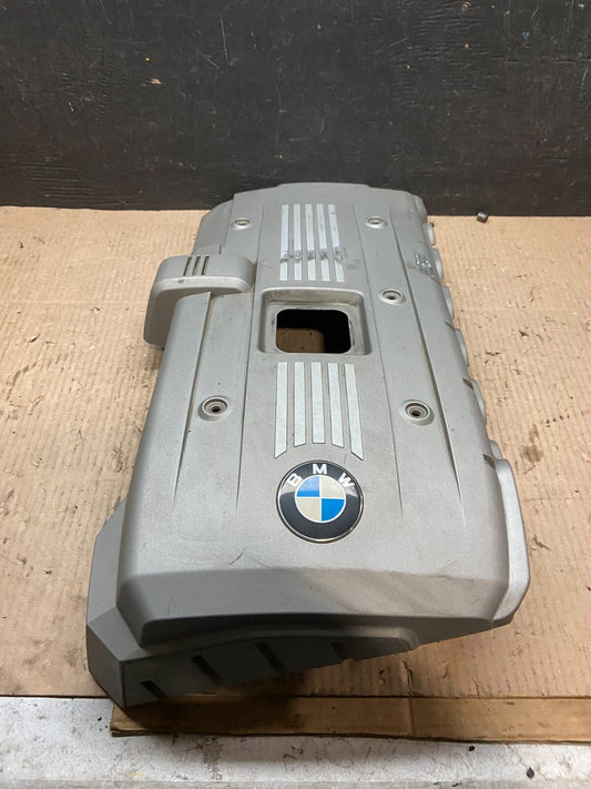 2007 to 2011 BMW 530i Plastic Engine Cover Shield I3704 DG10