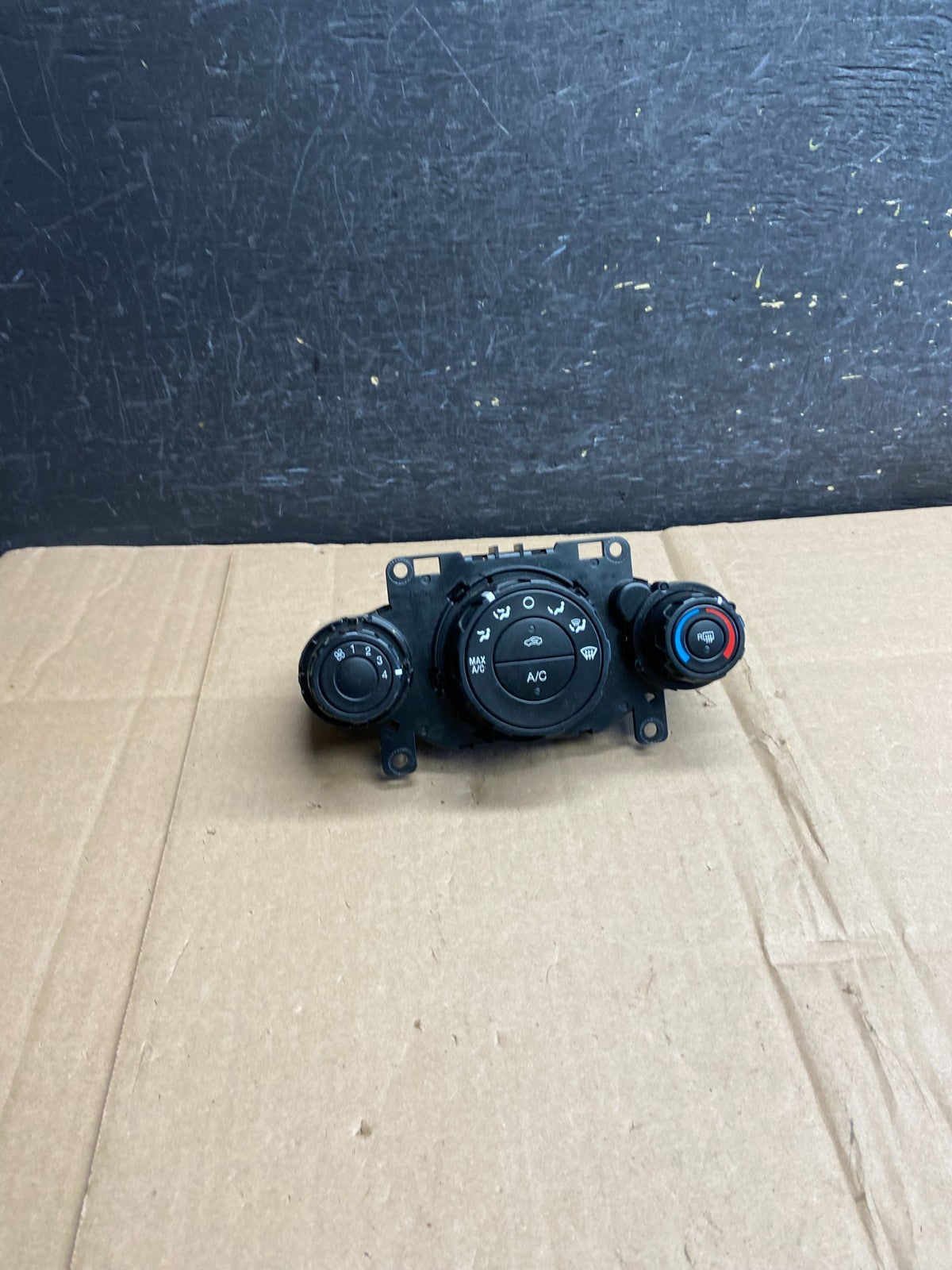 2011 to 2017 Ford Fiesta Climate Control Heater A/C AC AI6023 DG0