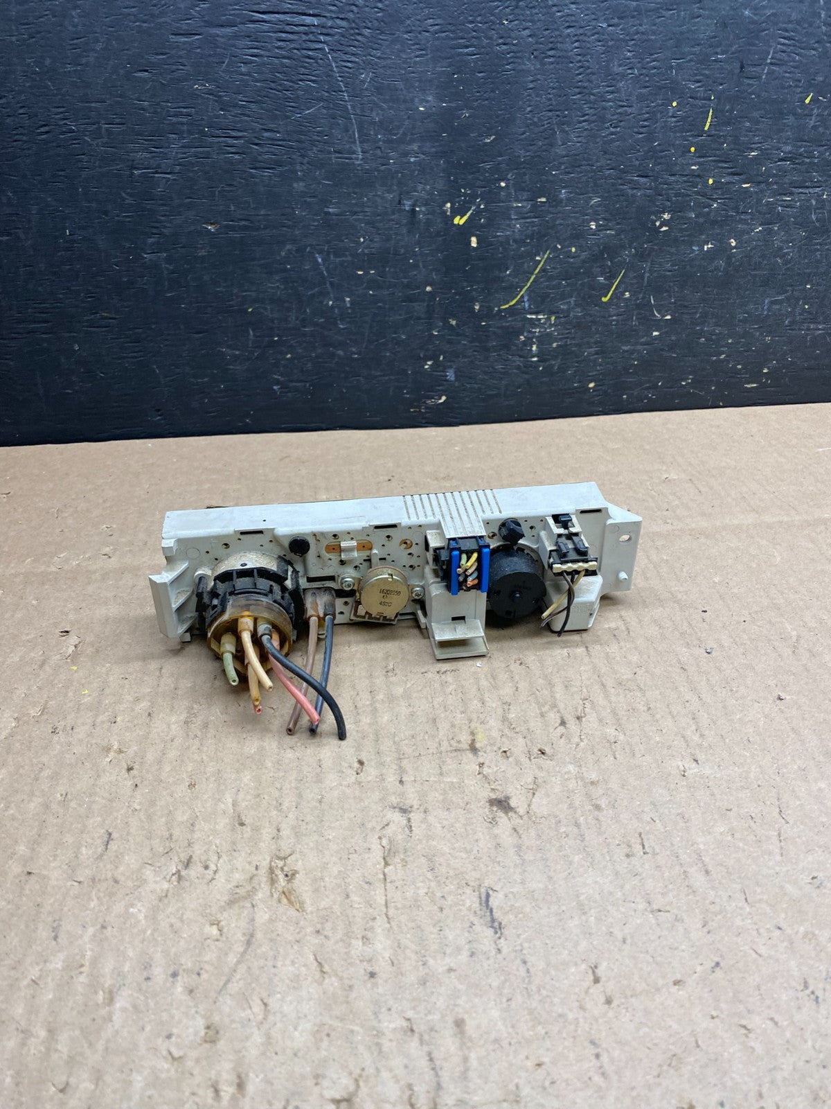 2001 - 2007 GMC Chevrolet Express 1500 Climate Control A/C T4755 DG3