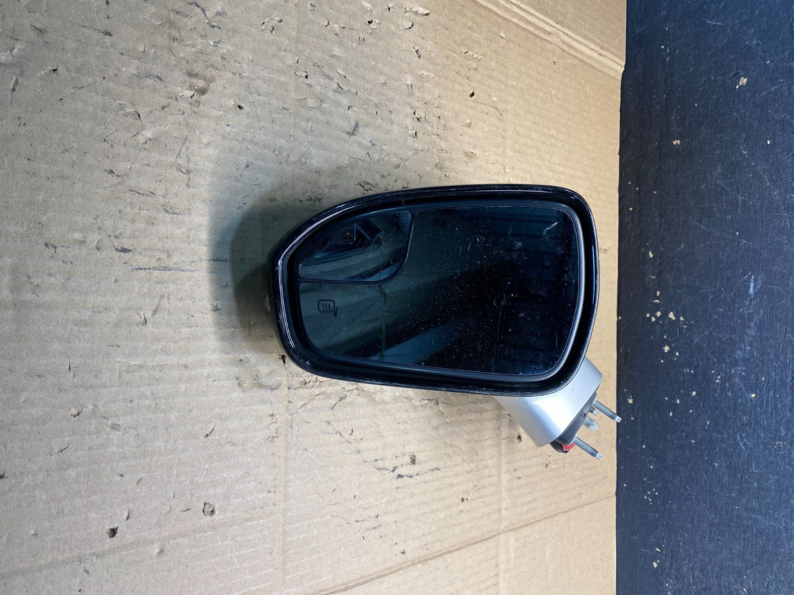2016-2020 Ford Fusion Left Driver LH View Power Door Heated Mirror OEM AB0726 MS9