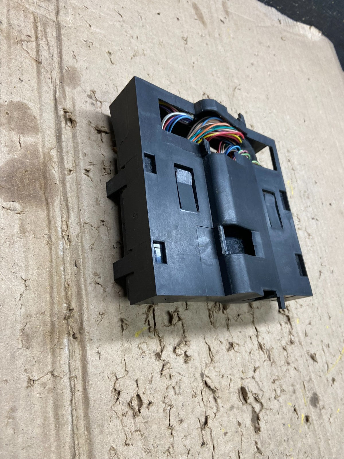 2006 - 2013 Chevrolet Impala Body Control BCM Module X6336 DG2
