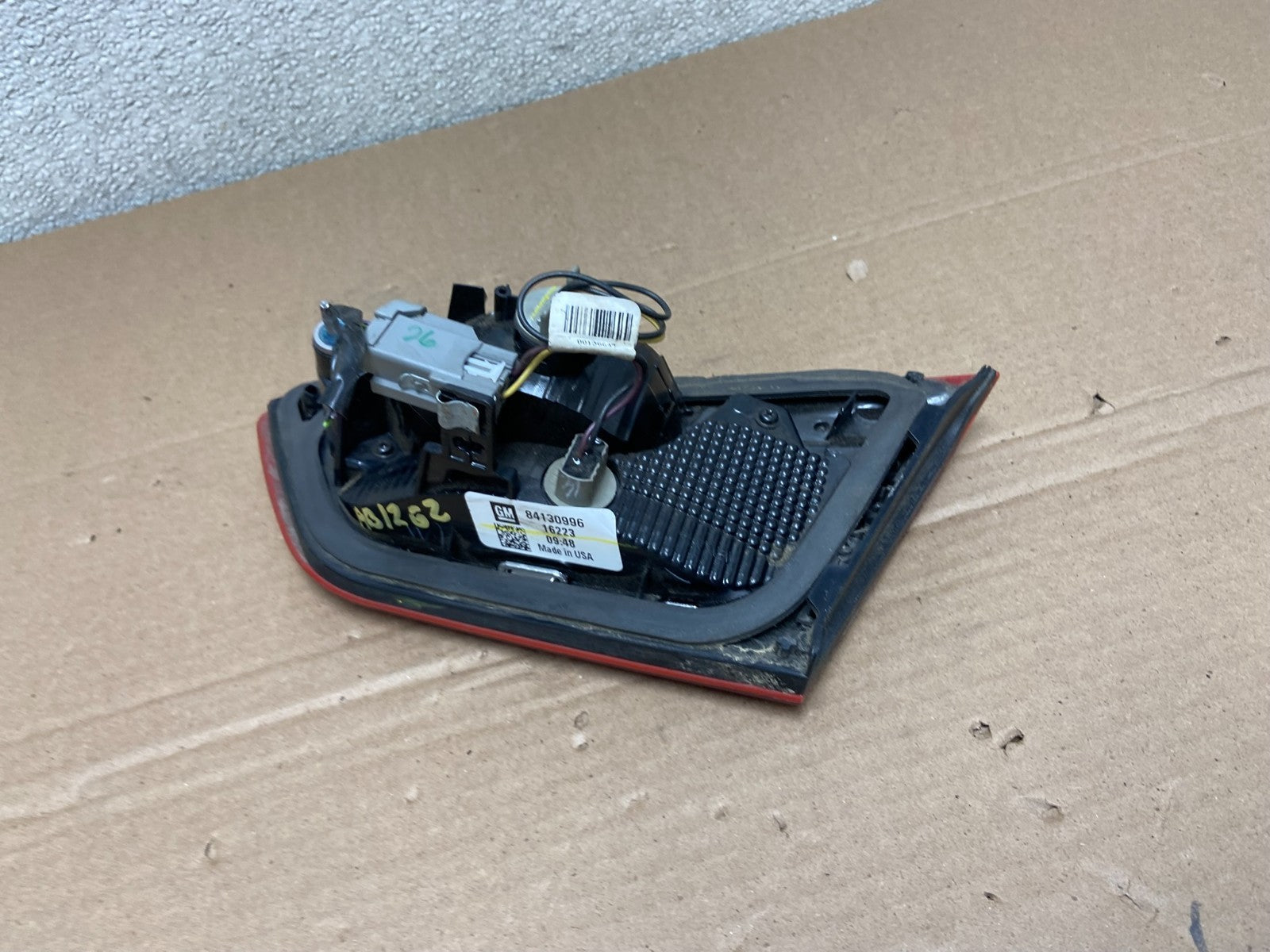 2016 - 2019 Chevrolet Malibu Right Passenger RH Inner Tail Light OEM AB1262 LK5
