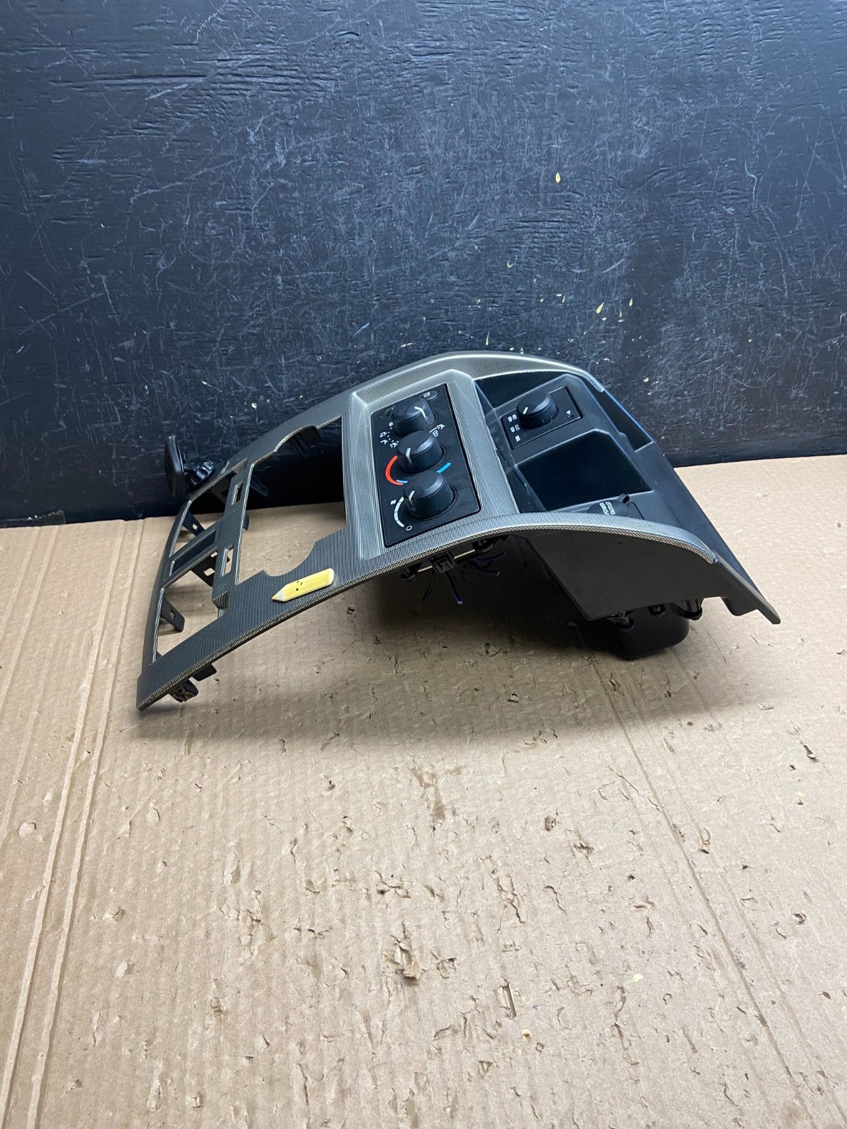 2005 2007 Dodge Dakota Climate Temperature Control Radio Panel Bezel af6416 DG1