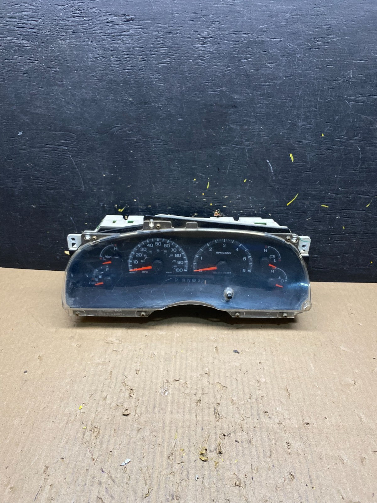 2000 2001 2002 Ford Expedition Speedometer Instrument Gauge Cluster T1567 DG0