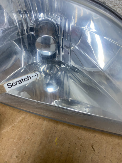 2001 2002 2003 Toyota Sienna Right Passenger Rh Side Headlight Halogen I06064