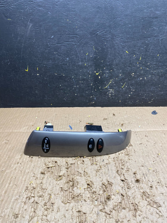 2004 to 2010 Toyota Sienna Left Side Climate Switches Bezel Trim OEM V7602 DG0